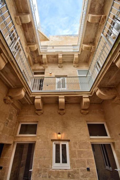 Vallettastay Old Lodge Apartment 1 外观 照片